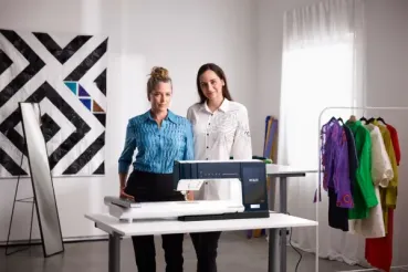 PFAFF creative performance 950 (inkl. Stickeinheit)