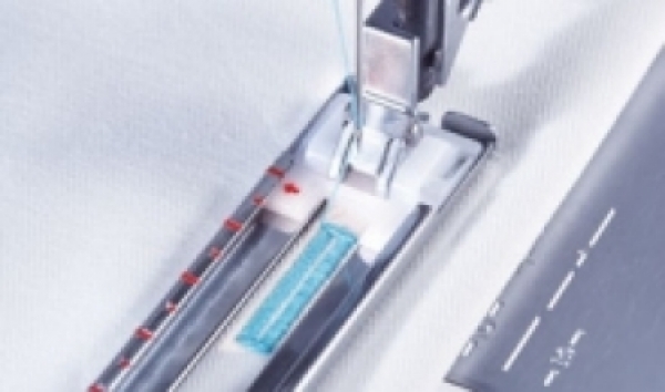 Pfaff Select 3.2 mit IDT -System